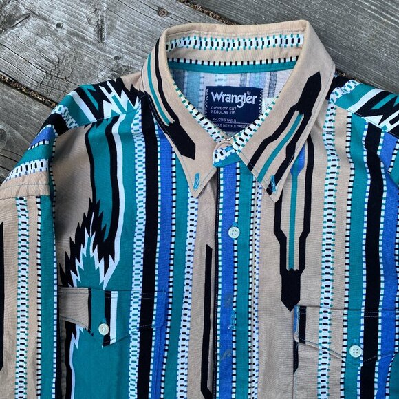 Vintage Wrangler Cowboy Cut Regular Fit XL Aztec Button Up Western Shirt - Picture 1 of 5